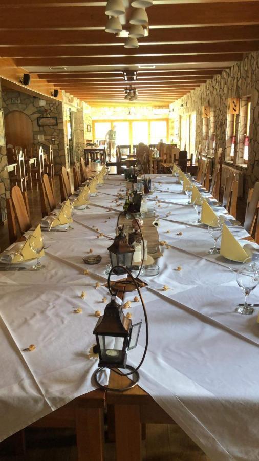 B&B Zlatna Nit บอซันสกาครูปา ภายนอก รูปภาพ