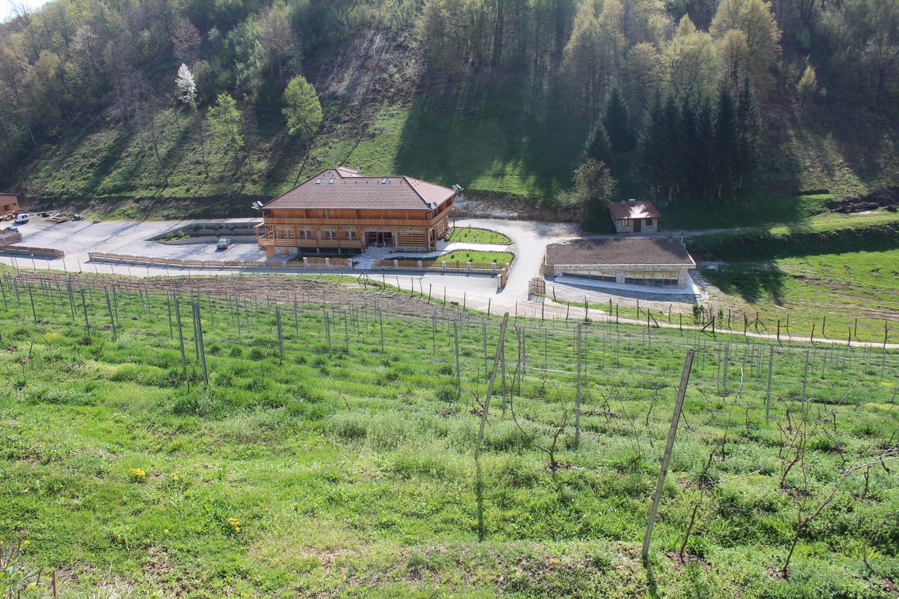 B&B Zlatna Nit บอซันสกาครูปา ภายนอก รูปภาพ
